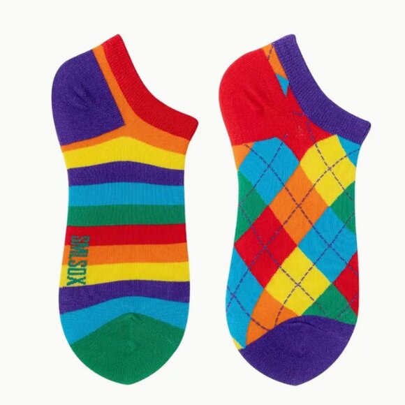 1 pair mismatched colorful socks NEW - Picture 1 of 4